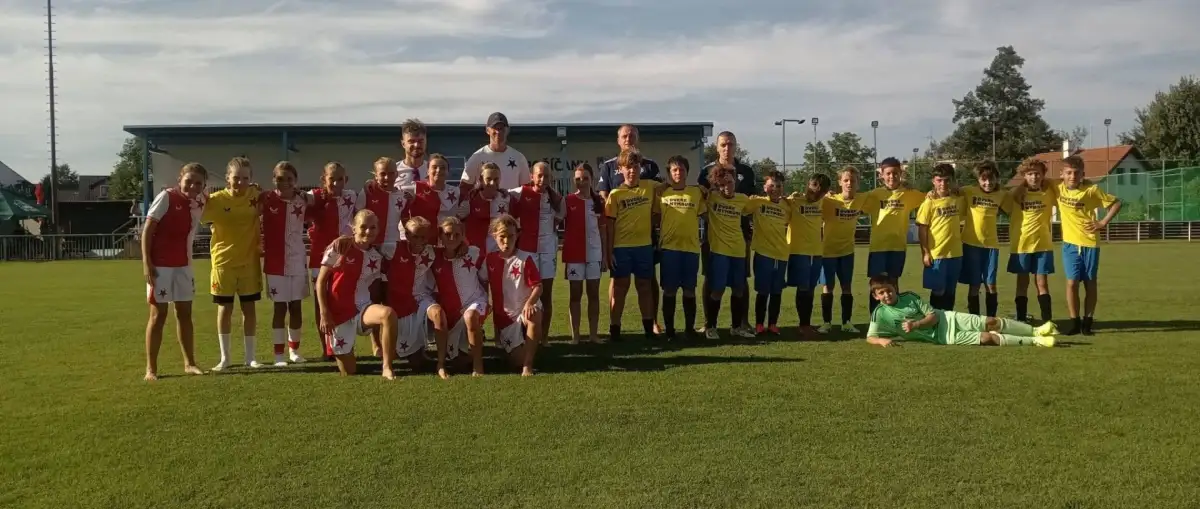 mladší žáci vs. Slavia Praha dívky - přípravný zápas