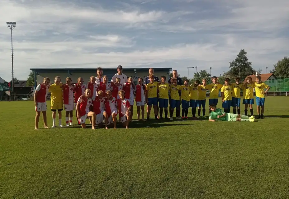 mladší žáci vs. Slavia Praha dívky - přípravný zápas