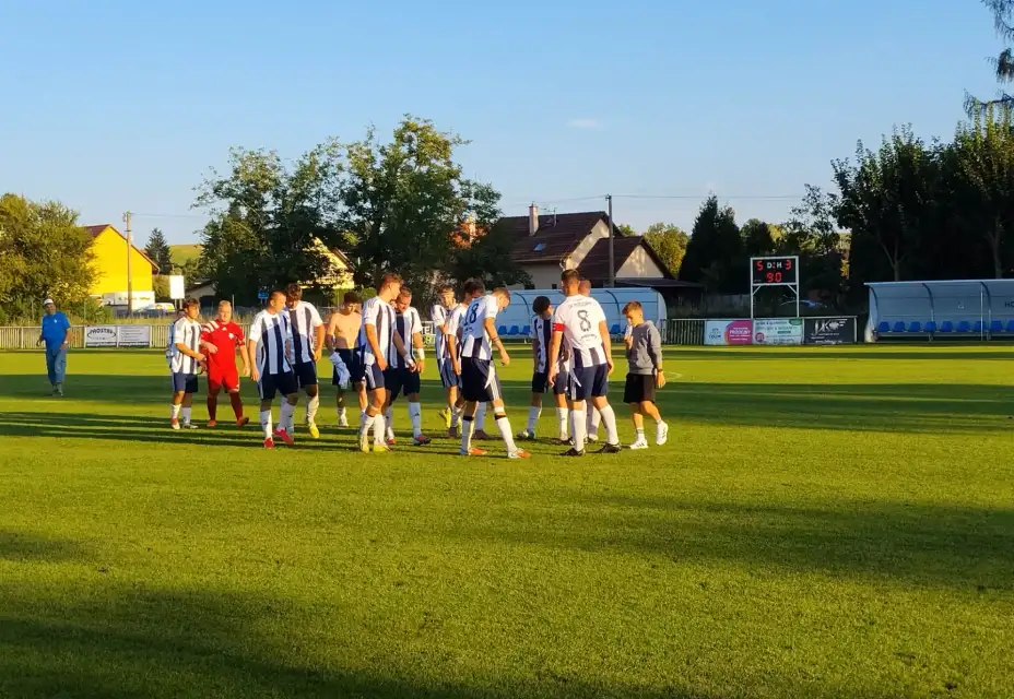 BÉČKO vs. SS Ostrá  5:3